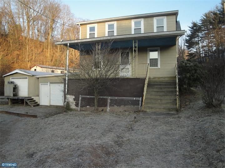 2nd image of 63 N Lake Rd