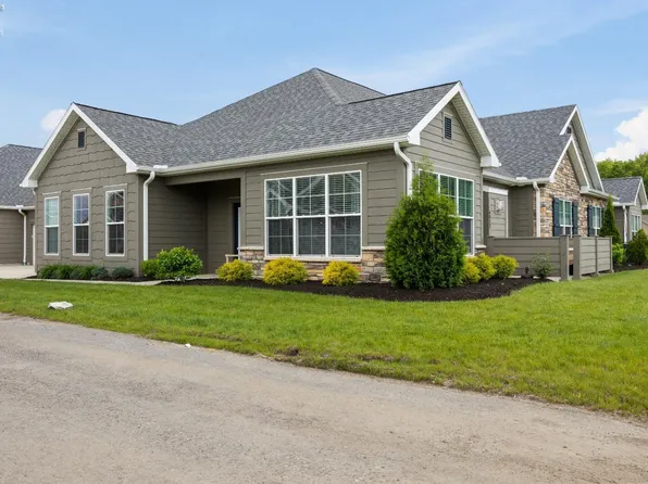 6012 Coventry Cir, Huron, OH 44839