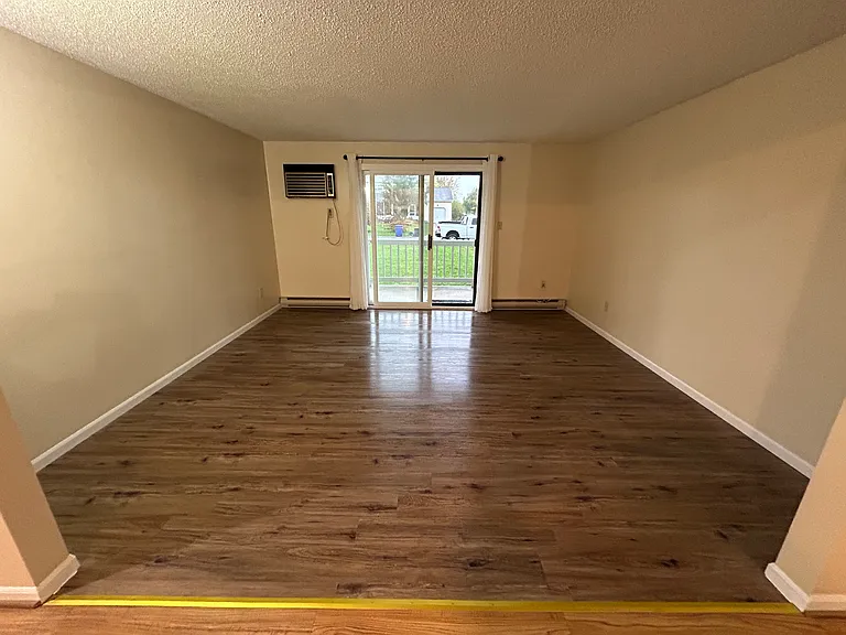 4539 Washington Dr — Photo 3