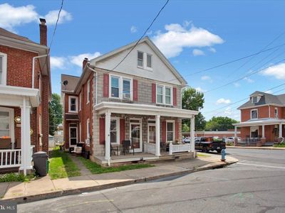 296 W Franklin St, Ephrata, PA, 17522