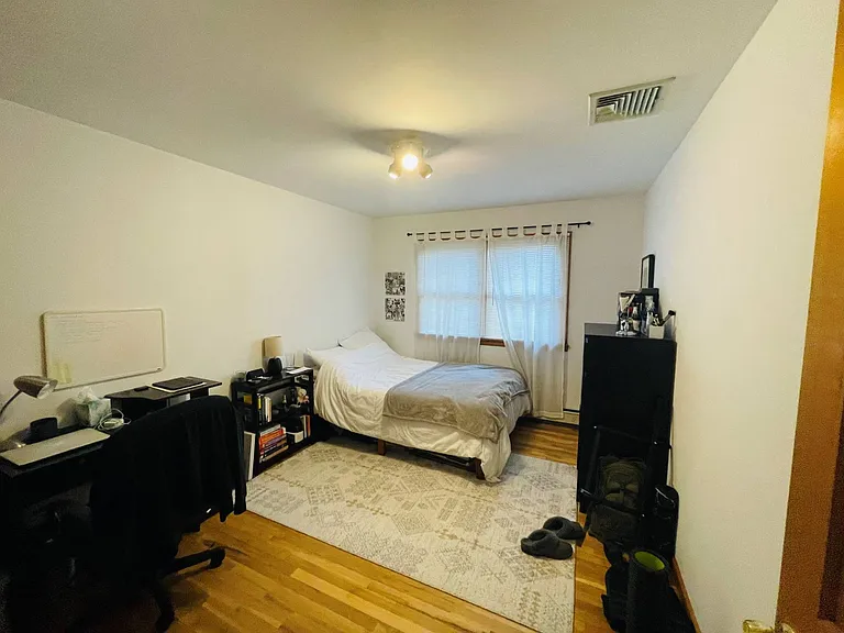 94 Valentine Ave — Photo 7