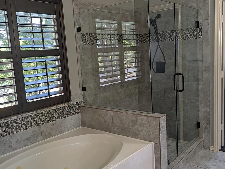 5001 Highlands Dr — Photo 8