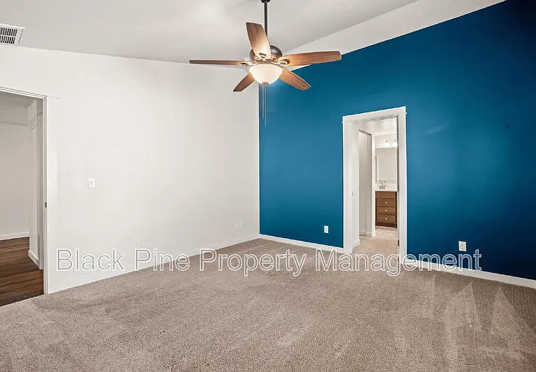 644 Stanley Lake St — Photo 19