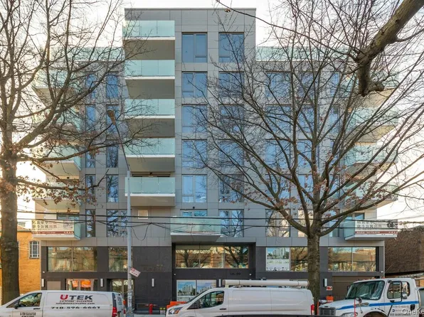 136-80 41st Avenue #6H, Flushing, NY 11355