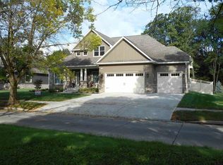 3870 Golf Bag Ln, Terre Haute, IN 47802