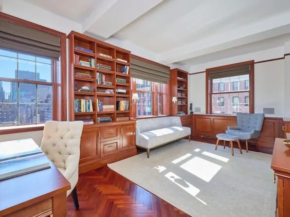 28 East 70th Street image 6 of 19