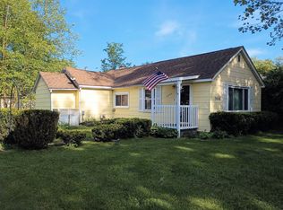 3050 E Marlington Rd, Waterford, MI 48329