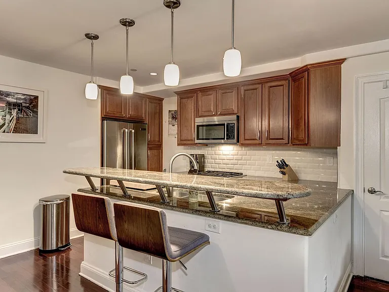 1423 Clifton St NW #1 — Photo 6