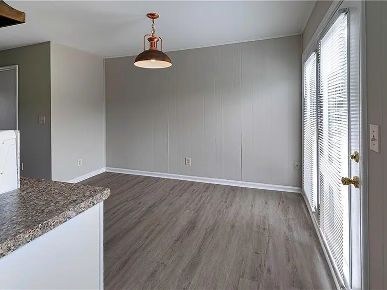 3071 Colonial Way #E — Photo 10