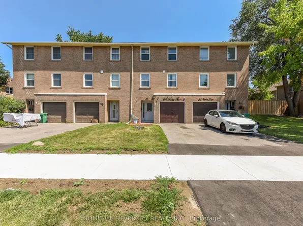 7255 Dooley Dr #29, Mississauga, ON L4T 2S7