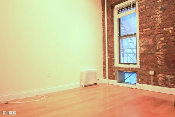 Rented by Citi Habitats | media 37