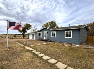 326 W 7th St, Oelrichs, SD 57763