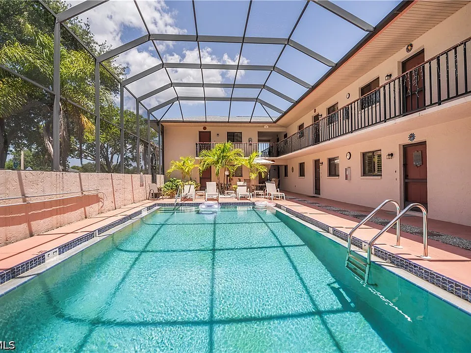 5255 Coronado Pkwy #4