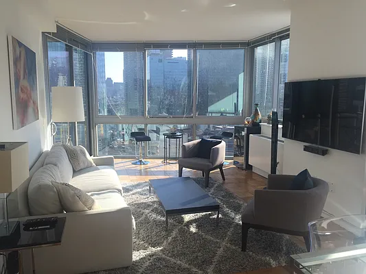 Rented by Nest Seekers International | media 2