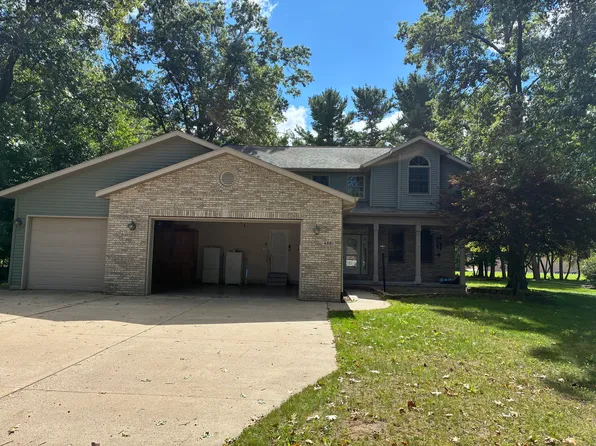 4881 Townsend Ct, Montague, MI 49437
