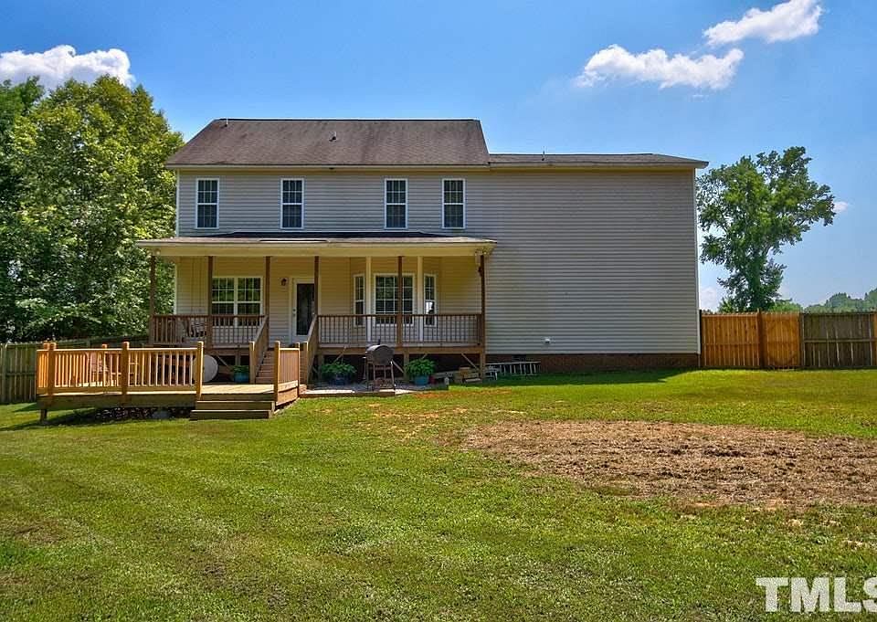 2nd image of 166 Bee Ln