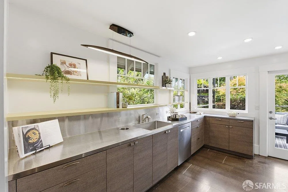 885 Head St - Photo 10