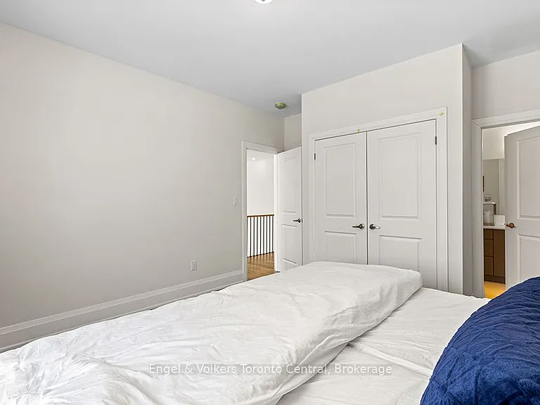 110 Dorothy Dr — Photo 33
