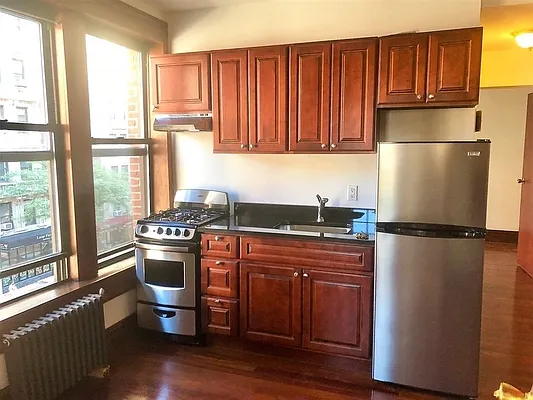 Rented by Dynamik Realty | media 22