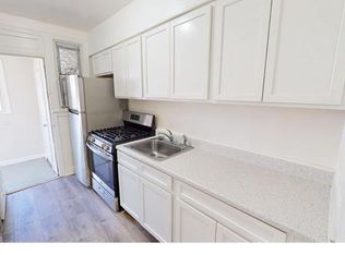 516 Raleigh St SE APT 3, Washington, DC 20032