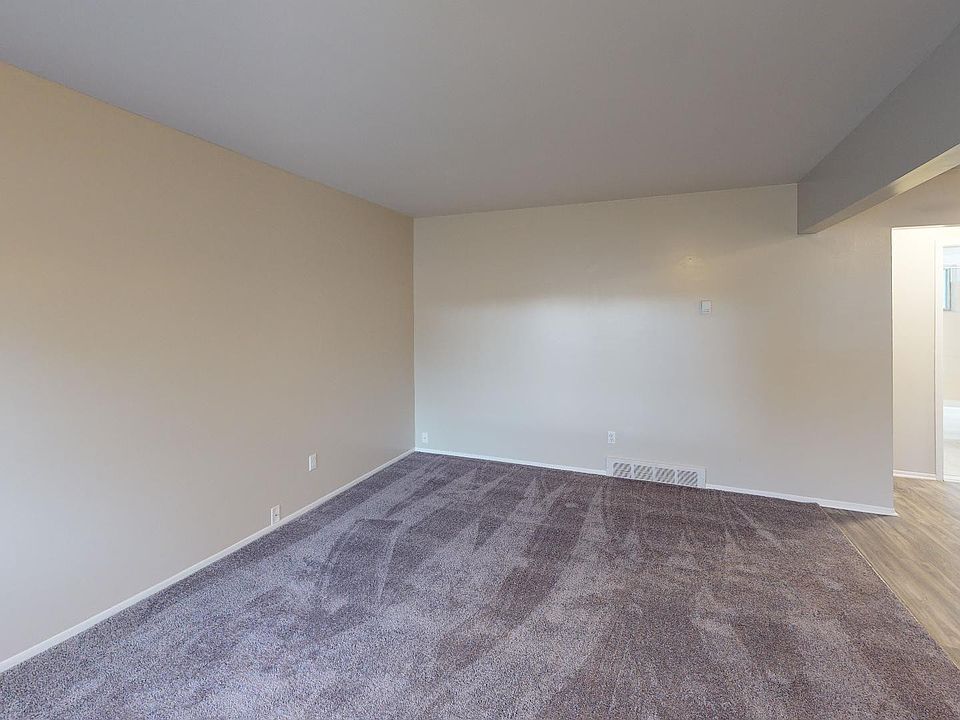 Hidden Pond Apartments 525535 Pontiac St Oxford, MI Zillow