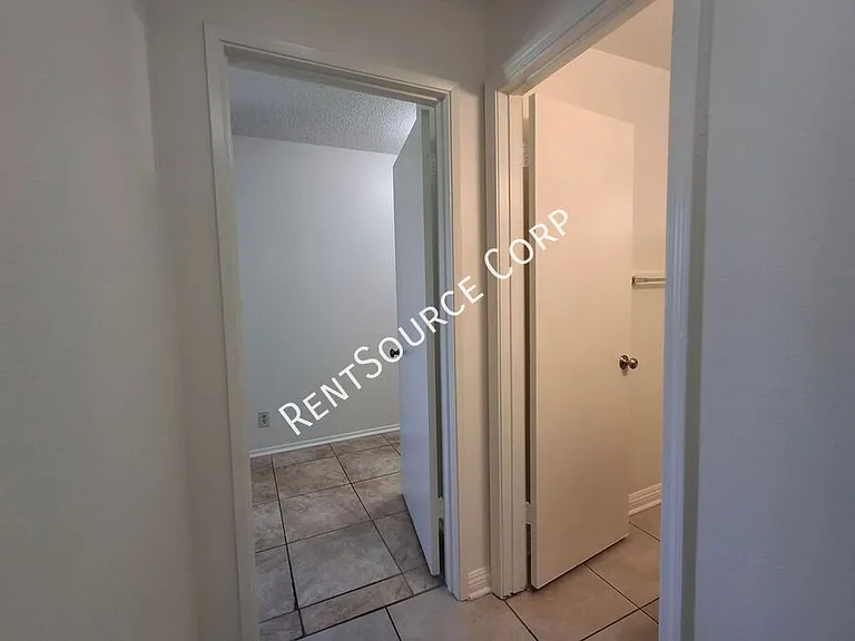 25000 Walnut St #12 — Photo 10