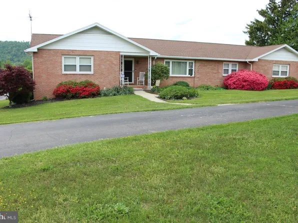 509 Ridge Rd S, Martinsburg, WV 25403