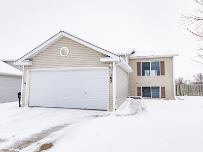 105 Evergreen Cir, West Fargo, ND, 58078
