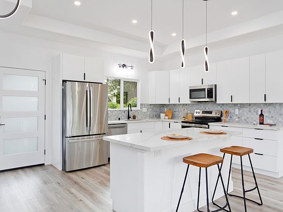 5th image of 15-1038 Amau Rd