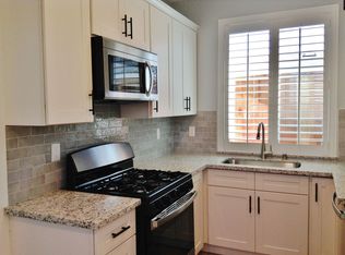 1791 Cerra Vista Dr #200, Hollister, CA