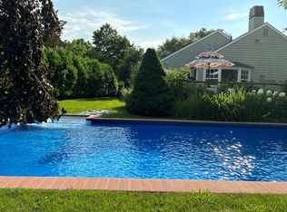 (Undisclosed Address), Southampton, NY 11968