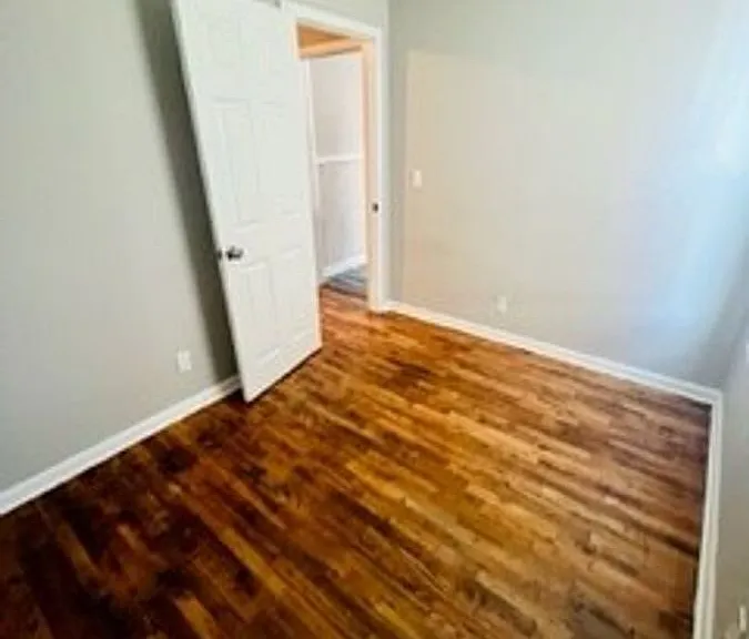 405 Superior St #1 — Photo 7