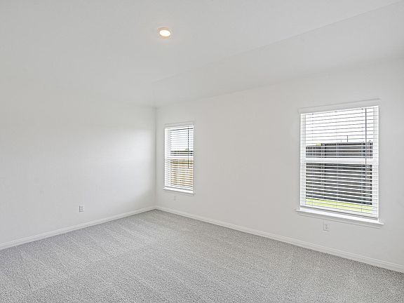 5th image of 14616 Wahlbergs Way