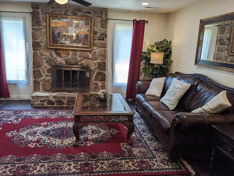 9001 Mahogany Row SE #B — Photo 2