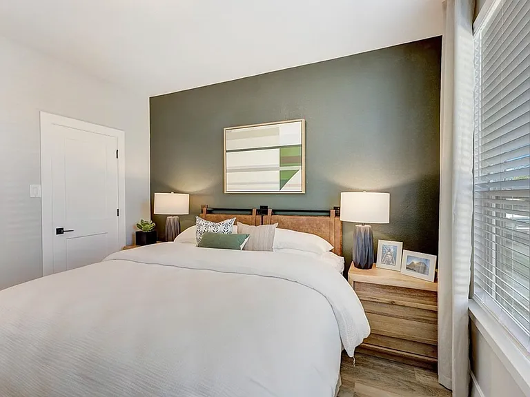 Carmel Villas — Photo 97