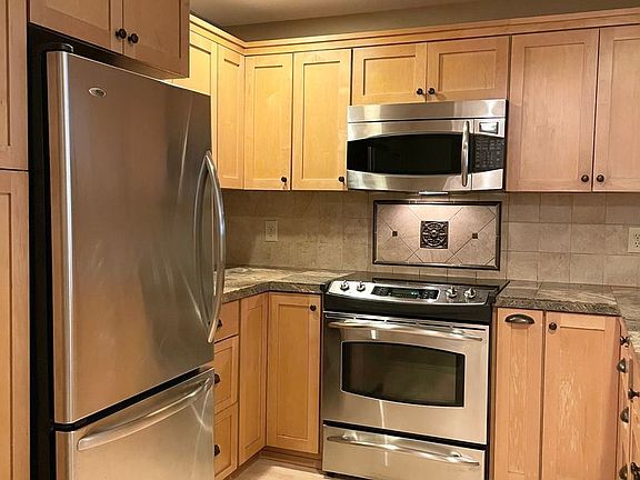 4th image of 1660 118th Ave SE APT D211