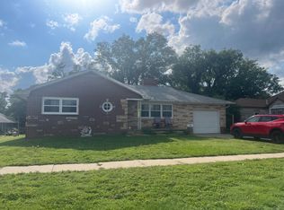 225 S 3rd St, Osborne, KS 67473