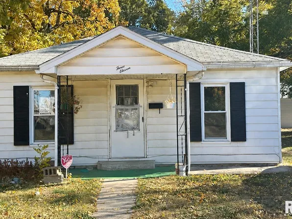 311 N Franklin St, Rushville, IL 62681