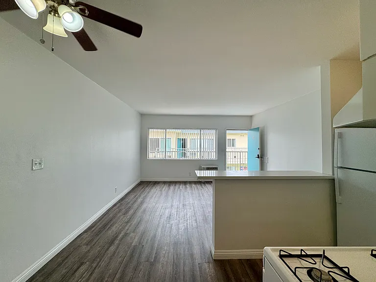 All photos are actual photographs of a comparable unit with a similar floor plan and finish style, shown for reference only.