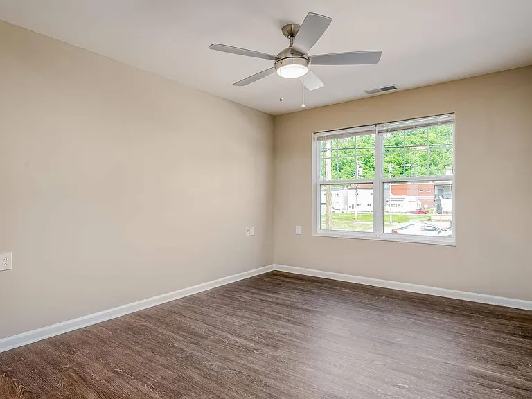 Owens Greene Senior Living — Photo 10