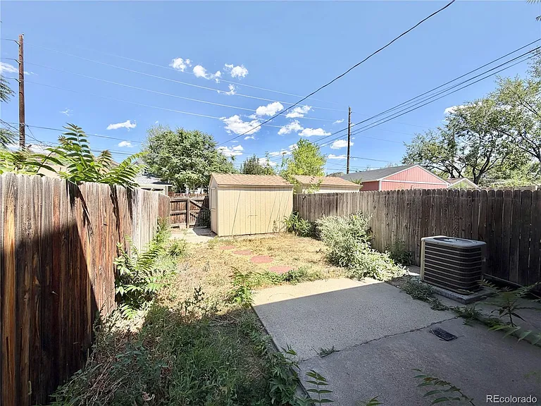 3144 N Vine St — Photo 11