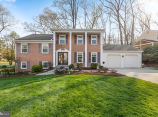 4500 Wakefield Dr, Annandale, VA 22003