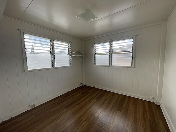 4th image of 803-805A Lukepane Ave