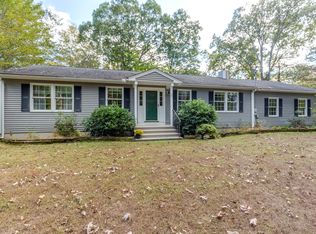 25 White Oak Trl, Old Lyme, CT 06371