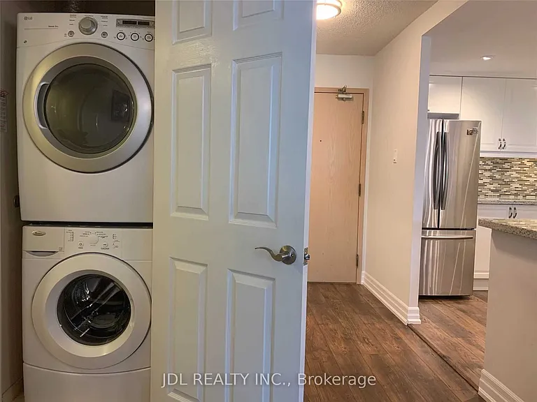 7805 Bayview Ave #811 — Photo 9