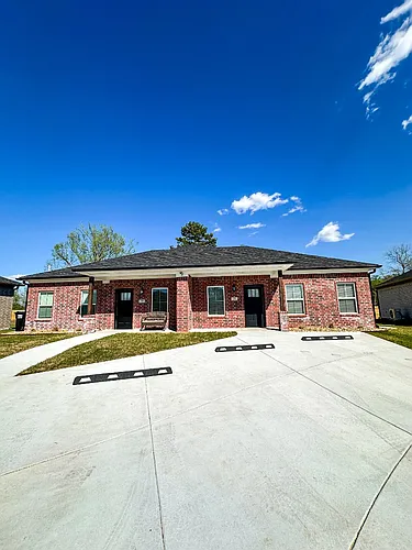 1708 Rosemary Dr Photo 1