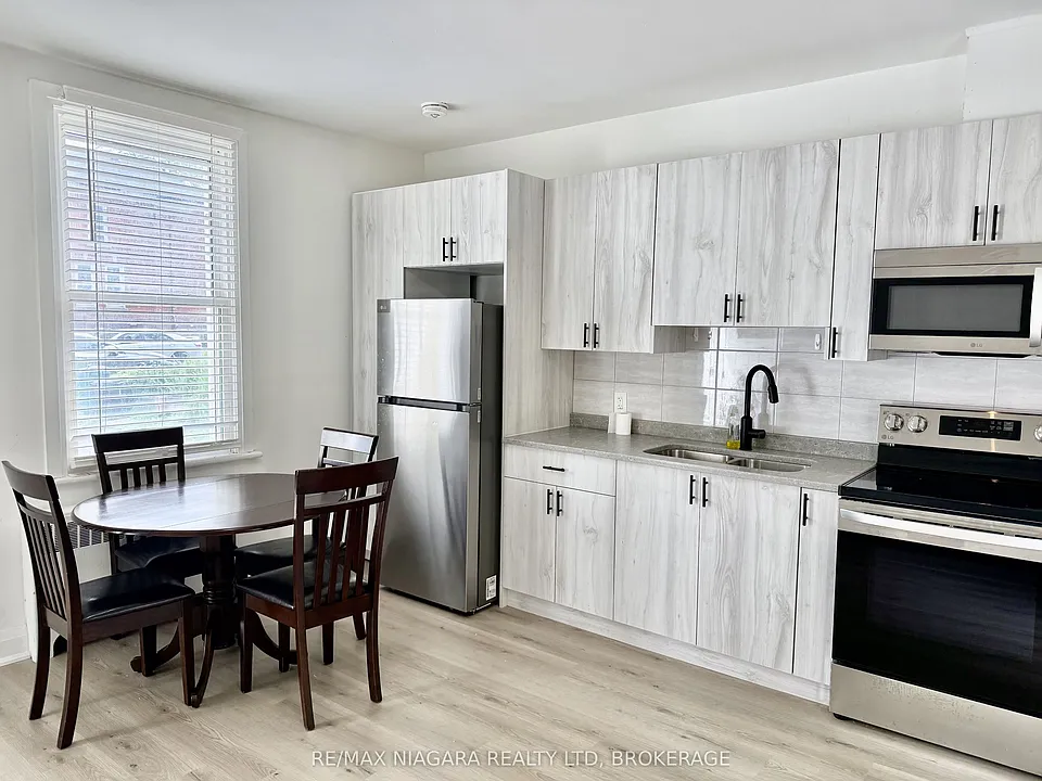 4711 River Rd #2