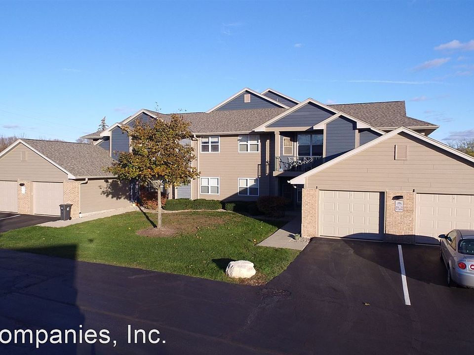 2nd image of N67W24937 Stonegate Ct APT 107