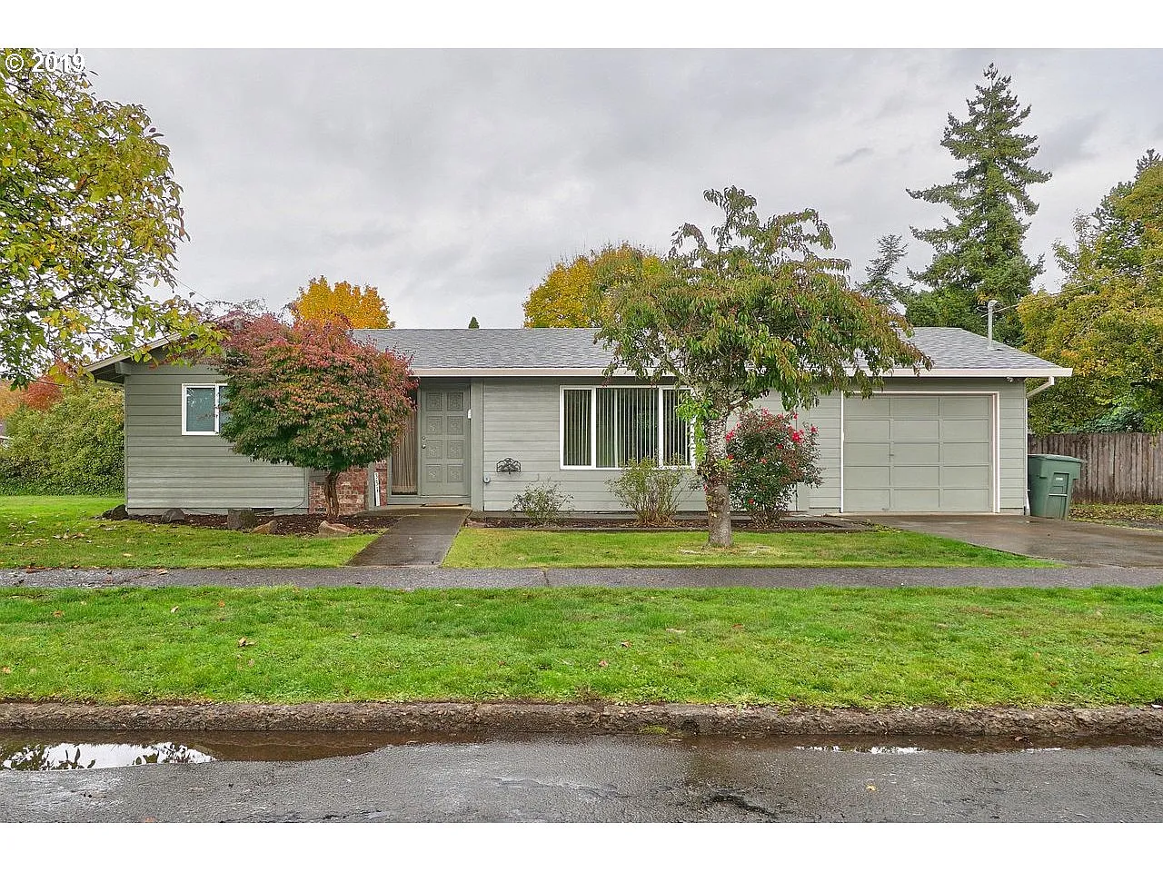 331 NE Yamhill St photo 1