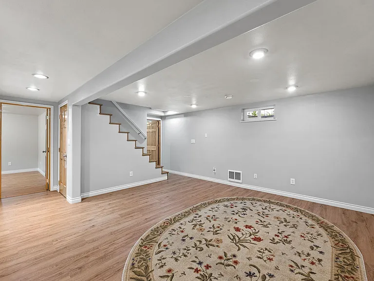 15906 E Broad Ave — Photo 18